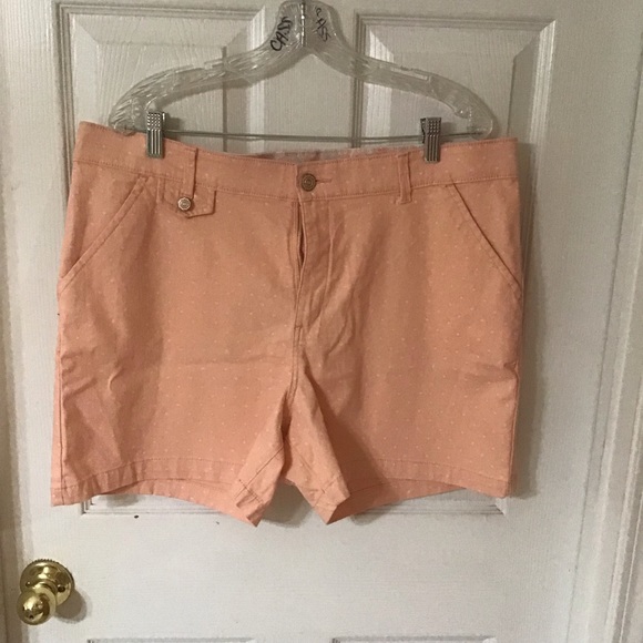 Lee Pants - Lee peachy pink shorts EUC Size 18 Bermuda. Comfort band